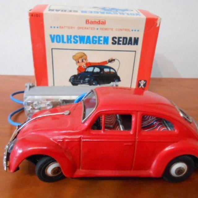 Hard to get Bandai VW Wagen Beetle Tin Toy Period