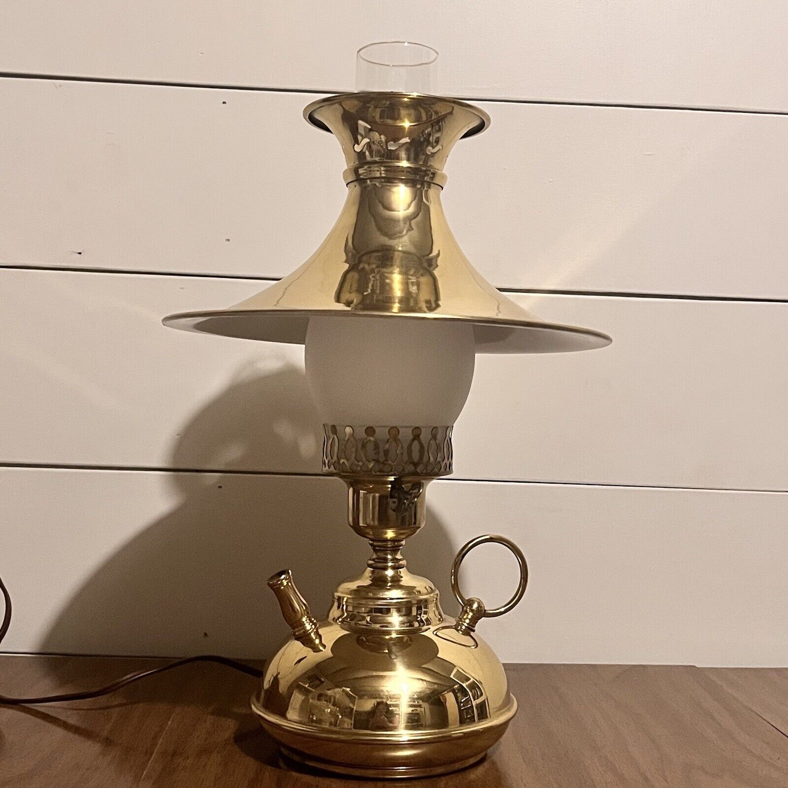 Brass Parlor Lamp Aladdin Lamp Early 20th Century Oil Lamp Style Bell Shade