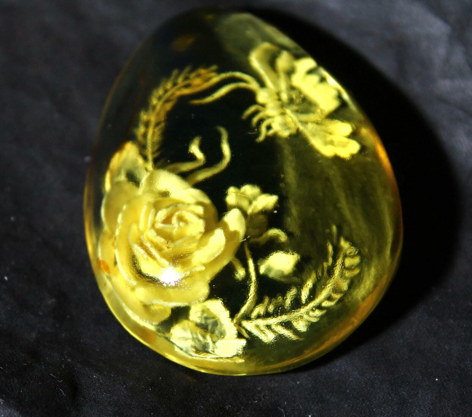 Impressive 3D Hand Carved Natural Clear Yellow Amber Carving Rose with Butterfly