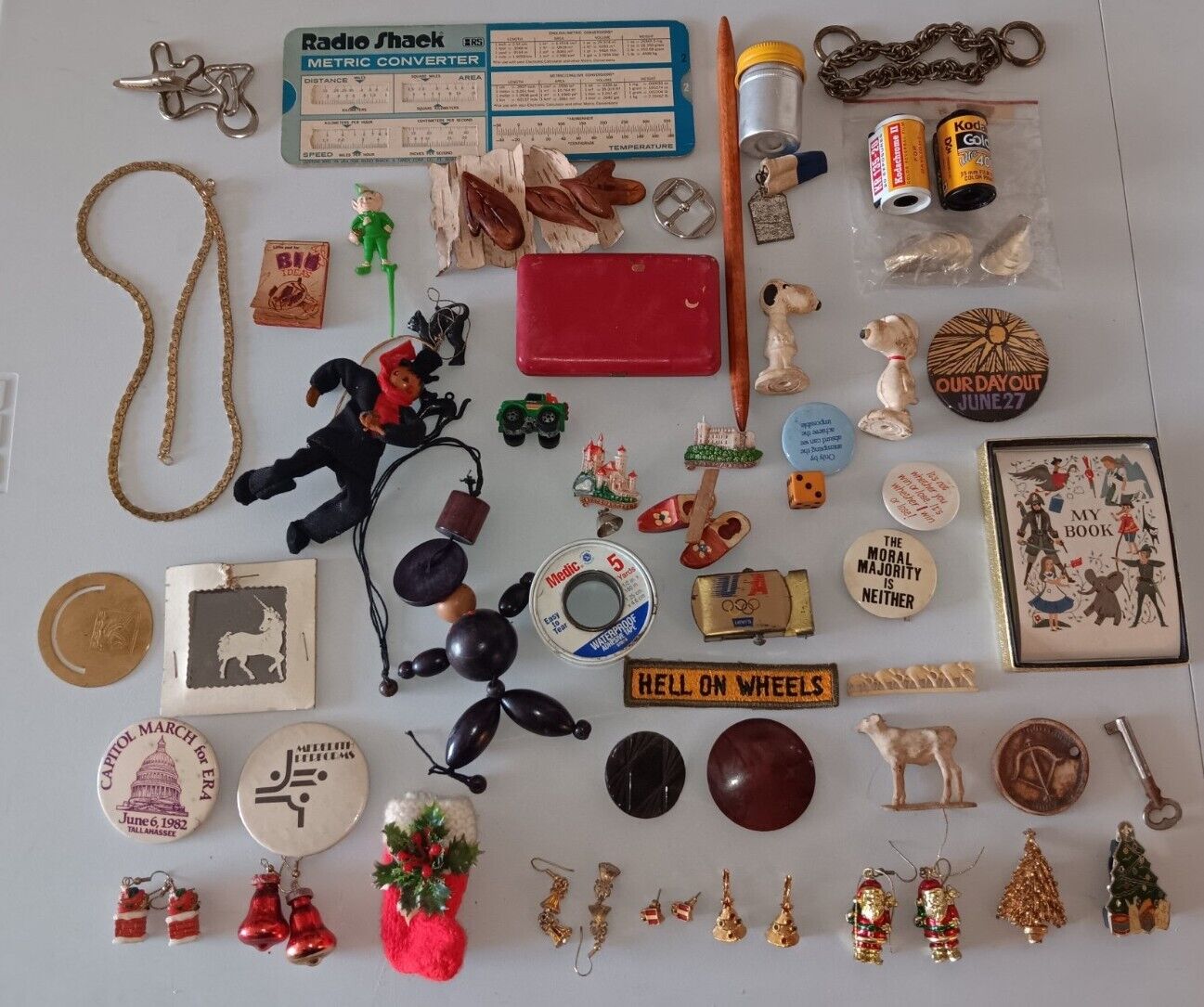 Junk Drawer Lot~*WOW HUGE OLD ANTIQUE JEWELRY Christmas 1940s-80s Estate Prizes