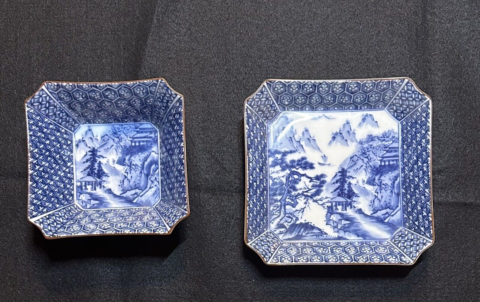 Japanese 20th Century Rare Kozan Gama Blue & White Square Landscape Ceramic Bowl