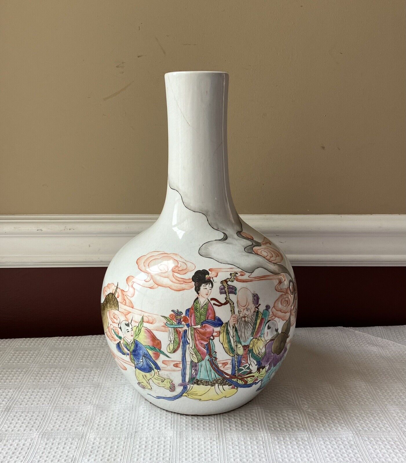 Antique Chinese Figural Famille Rose Porcelain Vase, 14\