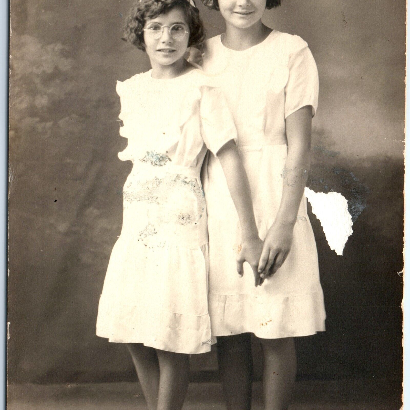 c1910s Cute Group Sisters RPPC Adorable Girl Big Wire Glasses Real Photo PC A185