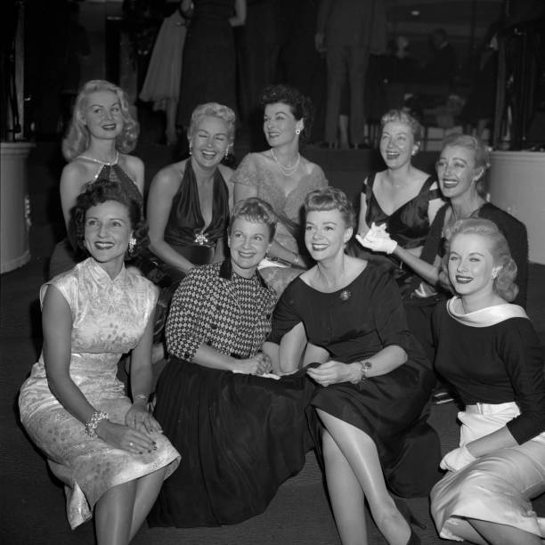 June Lockhart poses with other actresses during a Stars party on O- 1957 Photo
