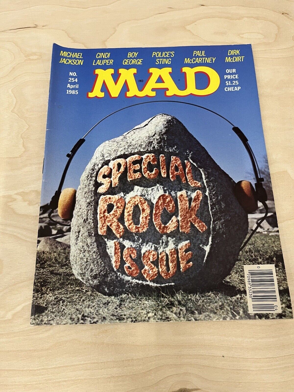 MAD Magazine #254 (APRIL 1985) Special ROCK ISSUE Michael Jackson Paul McCartney