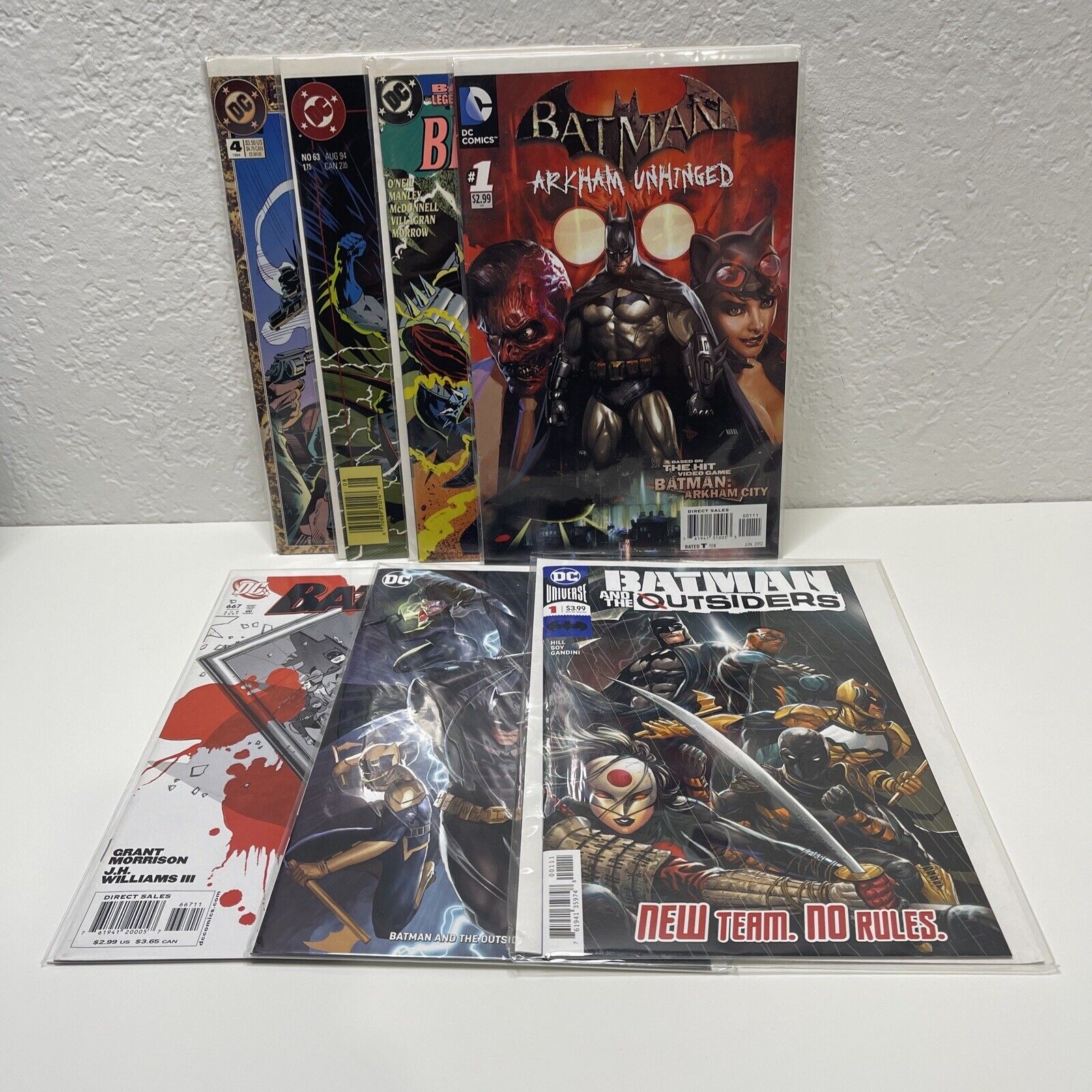 Comic Book Lot Batman 7 Issues - Outsiders Variant Bloodlines Arkham Dark Knight