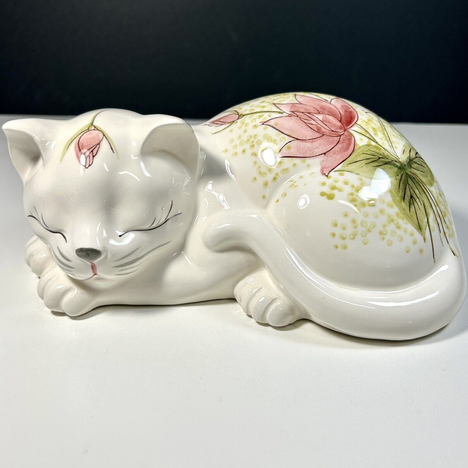 Vintage Candlewood Gifts Handpainted Ceramic Sleeping White Cat.  Floral Design