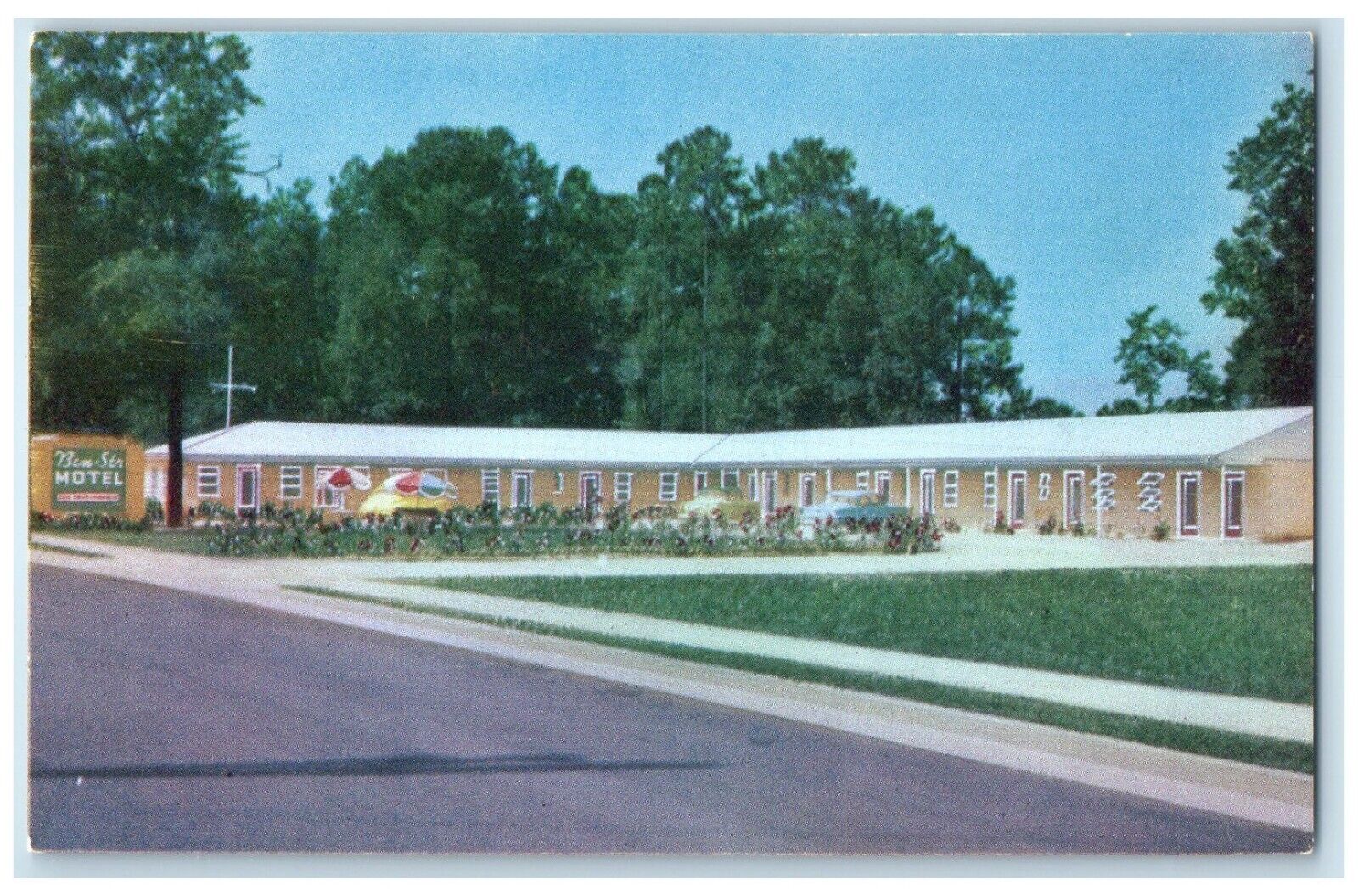 c1960 Exterior View Building Ben-Str Motel Kingsland Georgia GA Vintage Postcard
