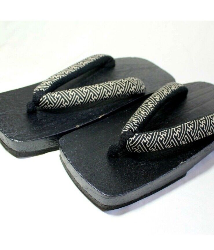 Japanese GETA Black Wooden Footgear Clogs Kimono Sandals Wood Shoes Black White