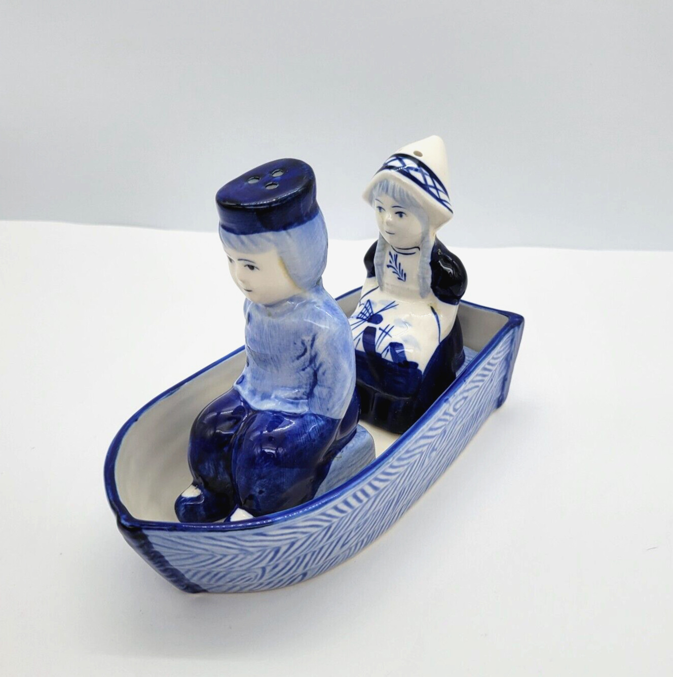 Delfts Blue Dutch Boy & Girl Salt & Pepper Shakers Rowboat Hand Painted MINT