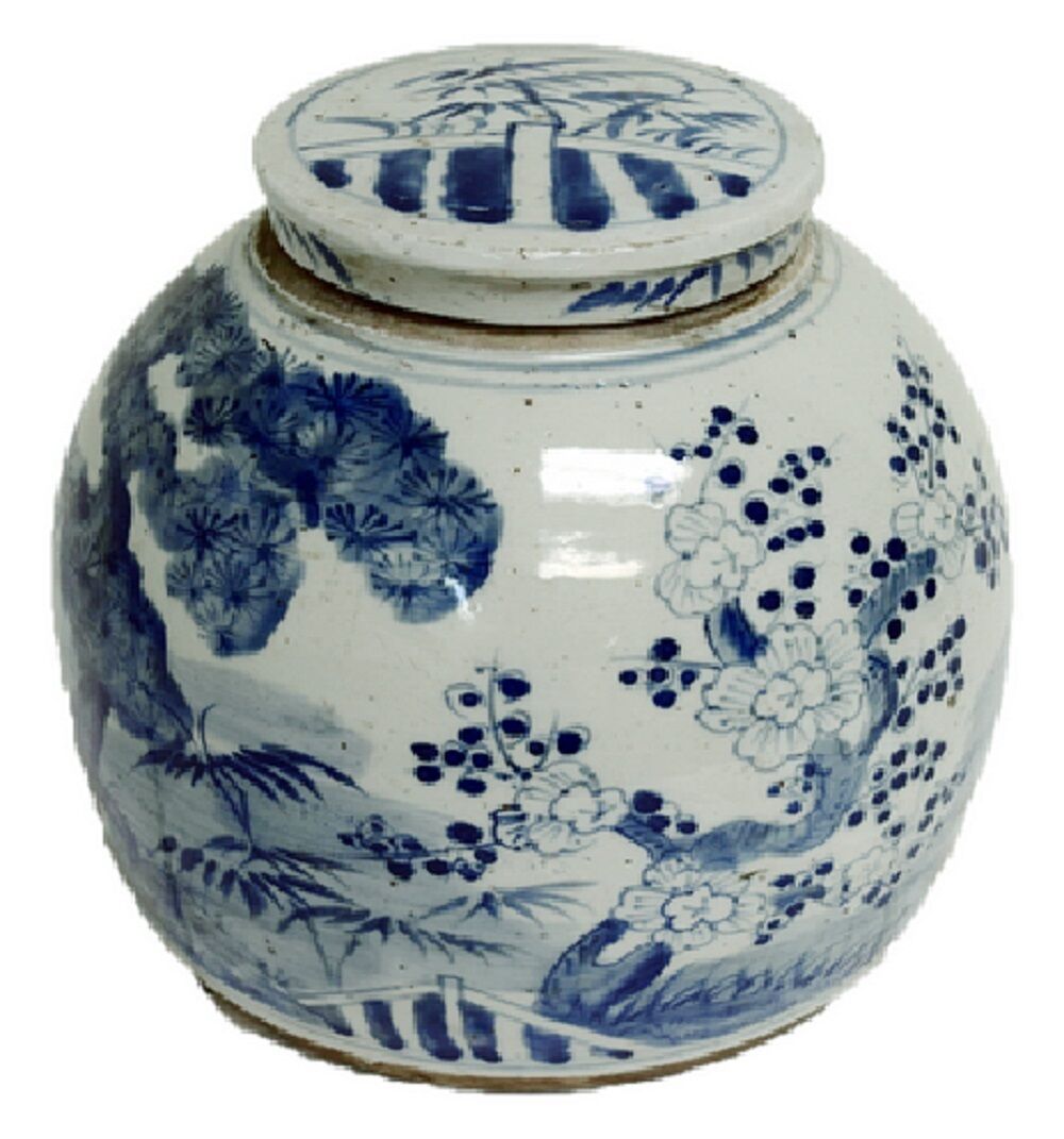 Vintage Style Blue and White Porcelain Lidded Ginger Jar Floral Motif 10\