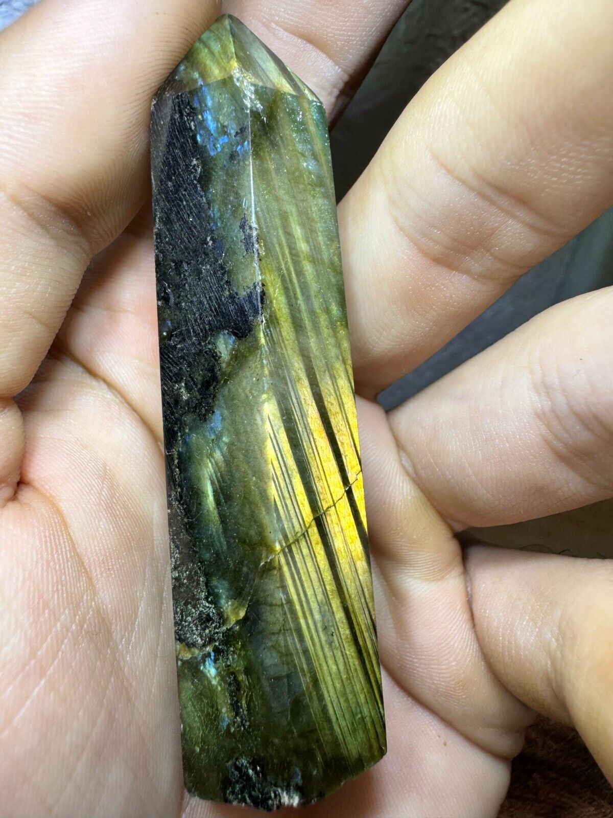 Labradorite Tower 67 grams Beautiful High grade Healing Crystal 