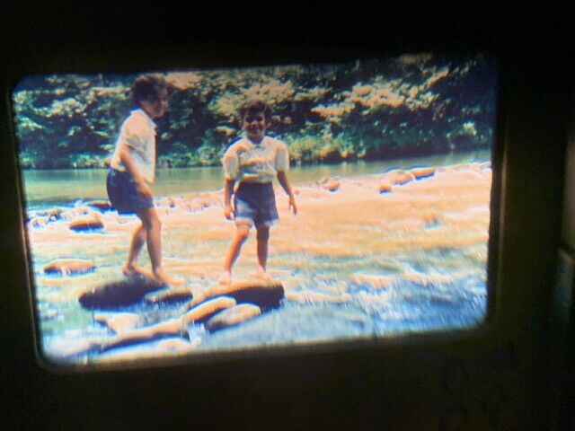 OA09 ORIGINAL KODACHROME  35MM SLIDE 1950s Boys playing in river