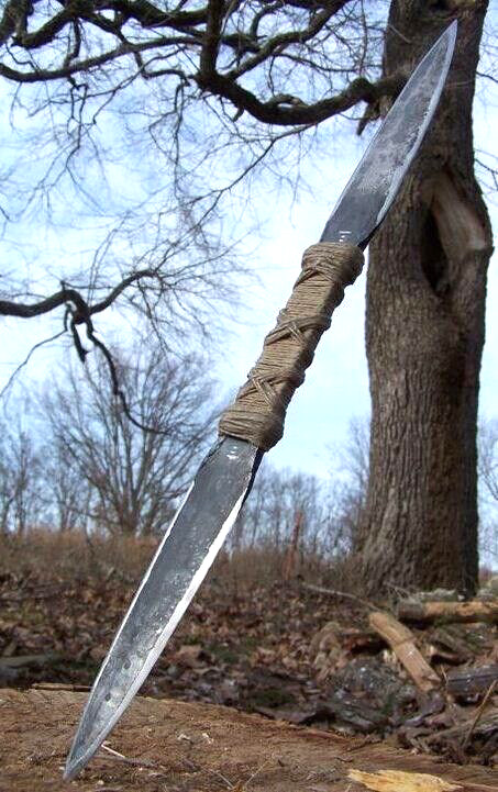 WILD BEAUTIFUL CUSTOM HANDMADE 26 INCHES LONG IN HIGH CARBON STEEL HUNTING SPEAR