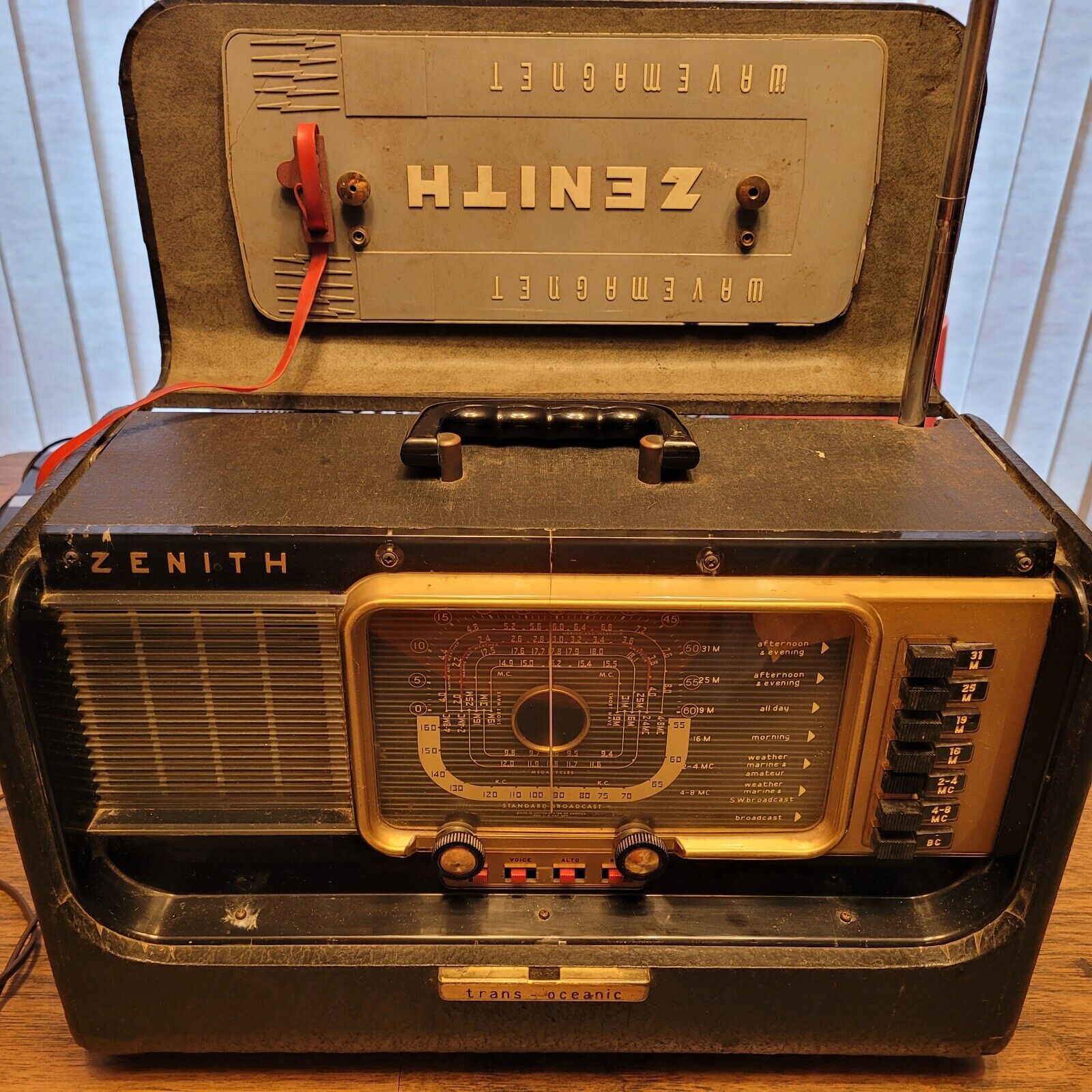 Vintage ZENITH Trans Oceanic Wave Magnet Tube Radio H500 Works READ DESCRIPTION