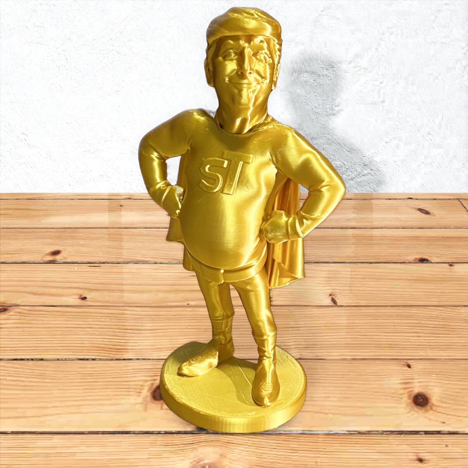 Gold Super Man Trump statue. W/ Flowing Cape Donald Trump President 3D Print