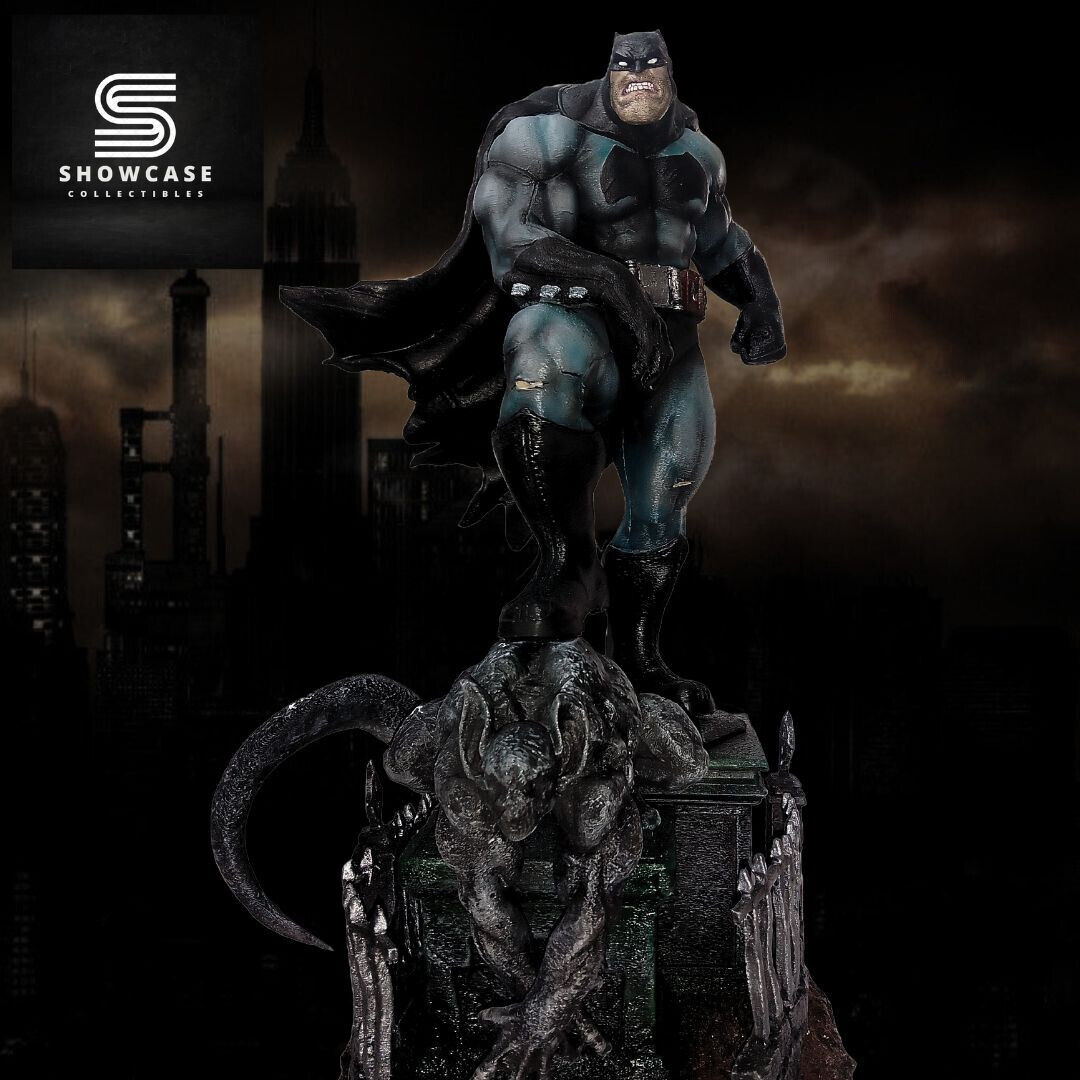 Batman 3D Printed & Airbrushed Painted 17 Inch 1/6 Scale Statue - DC Comics