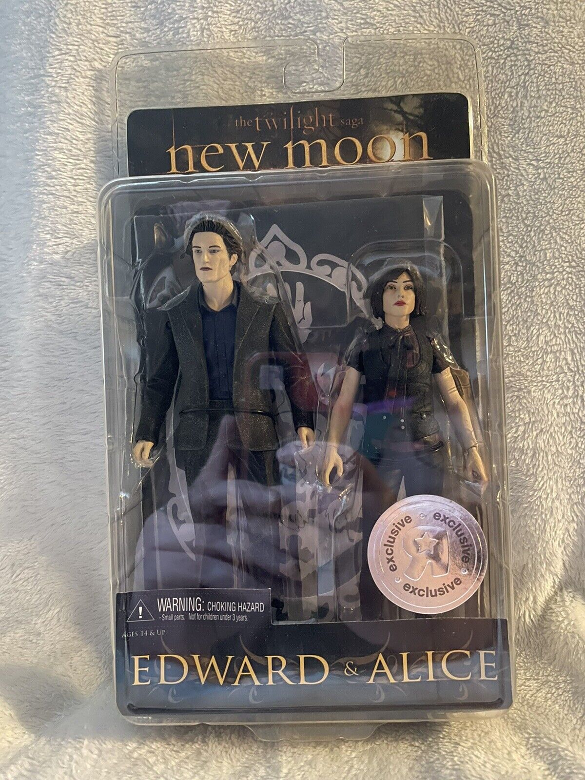 Twilight New Moon Edward and Alice Toys R Us Exclusive 2009 Unopened New