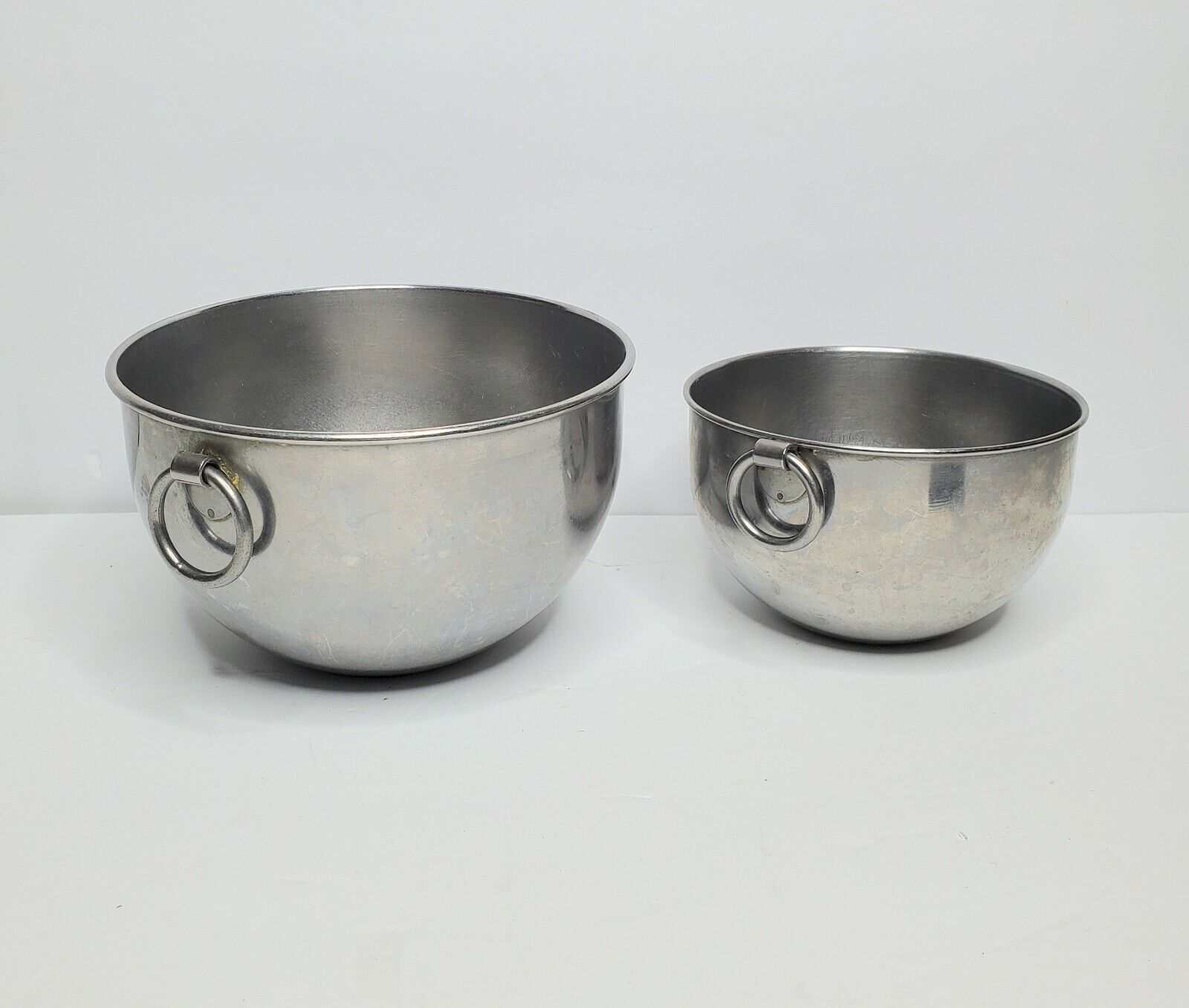 1940s Revere Ware 1801 Round O-Ring Handle Stainless Steel Mixing Bowl Set Of 2