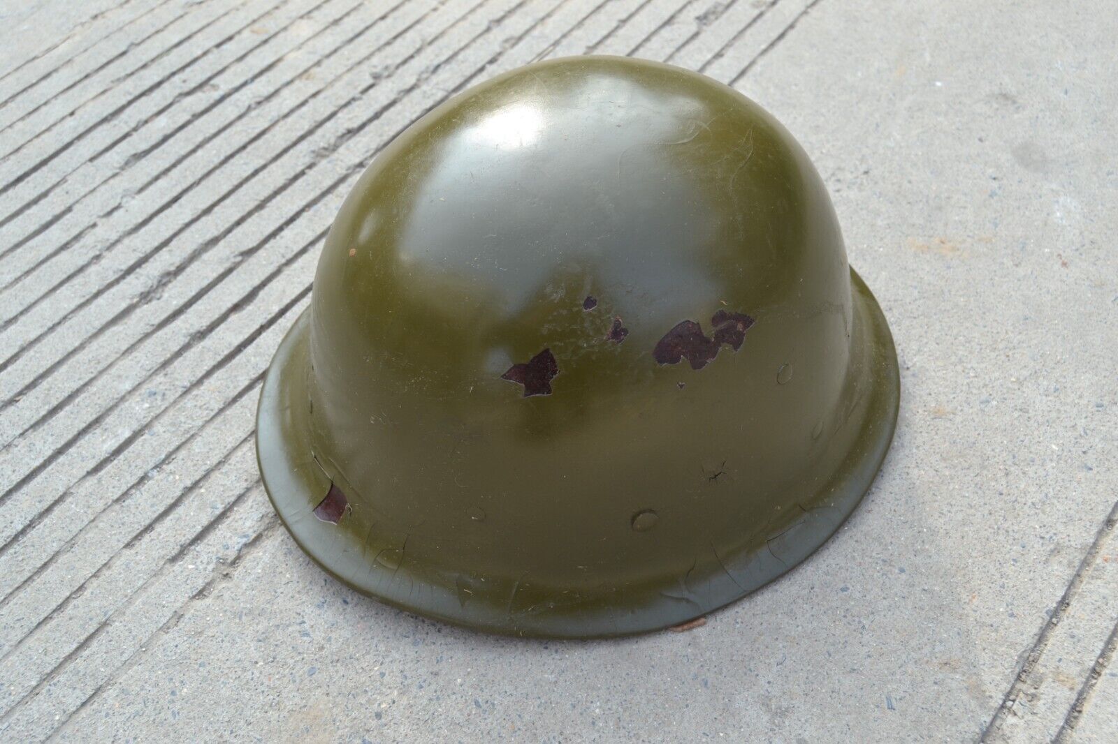 Vintage Chinese ARMY PLA type 59 Tiananmen Square Parade Fiber-glass Helmet