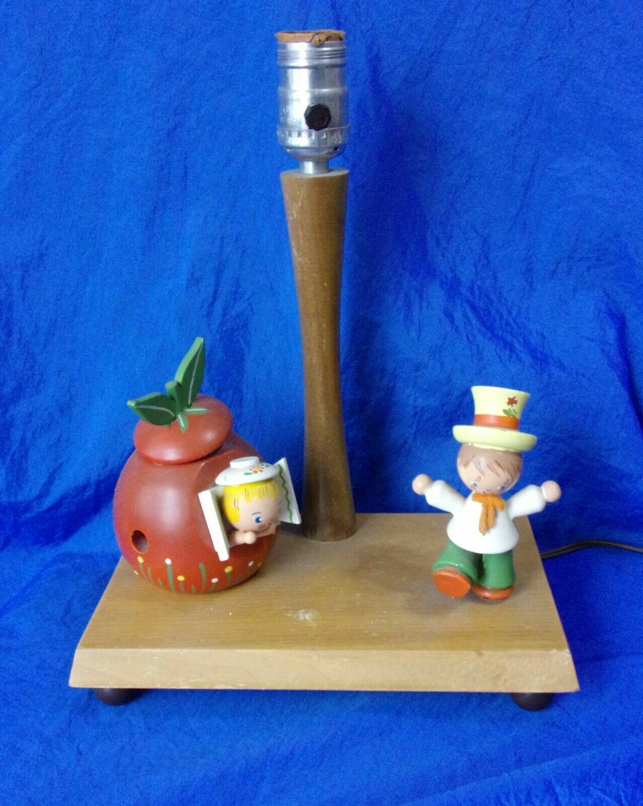 NURSERY ORIGINALS Wooden Children\'s Lamp w/ Night Light & Music Box Vintage \'70s