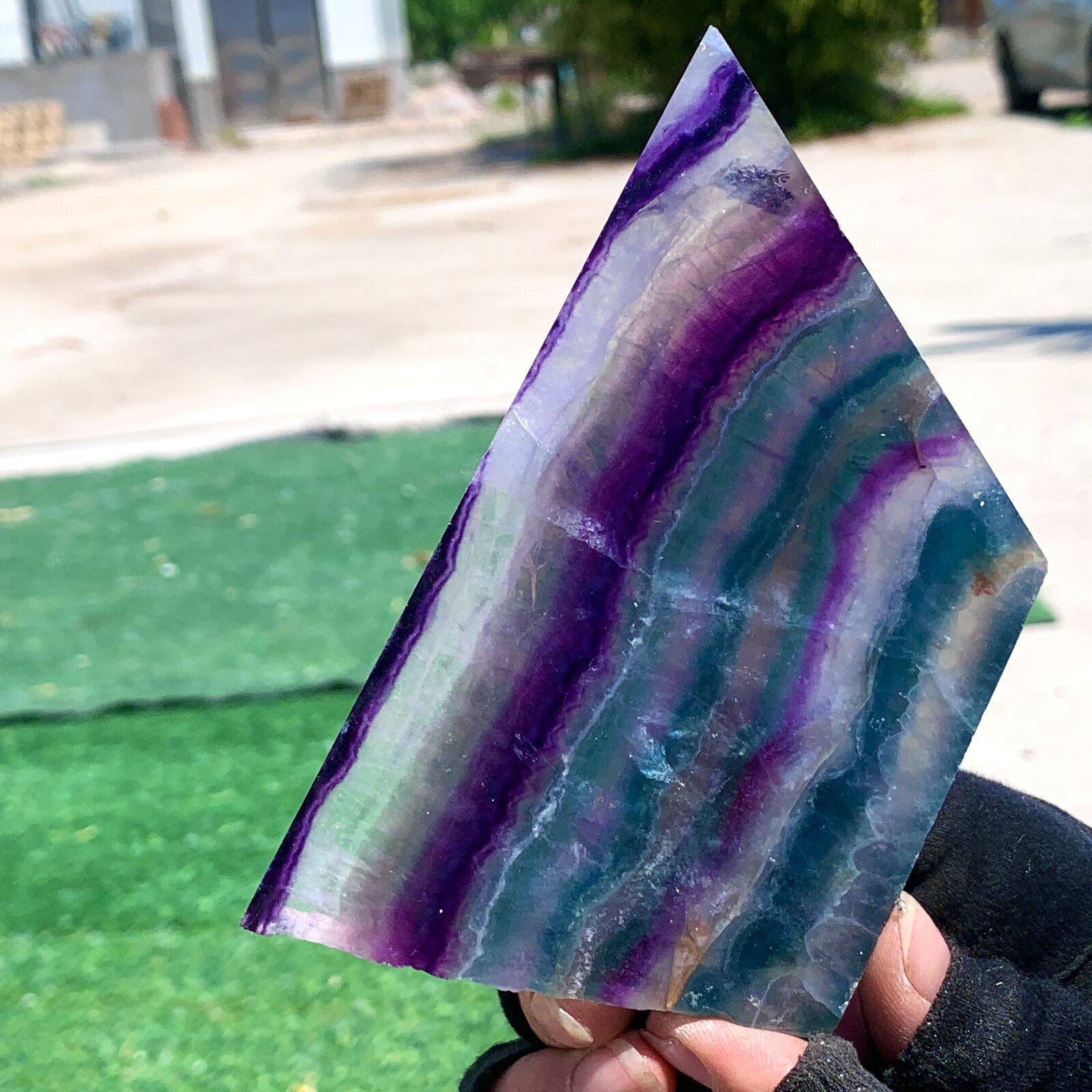 238G Natural beautiful Rainbow Fluorite Crystal Rough stone specimens cure
