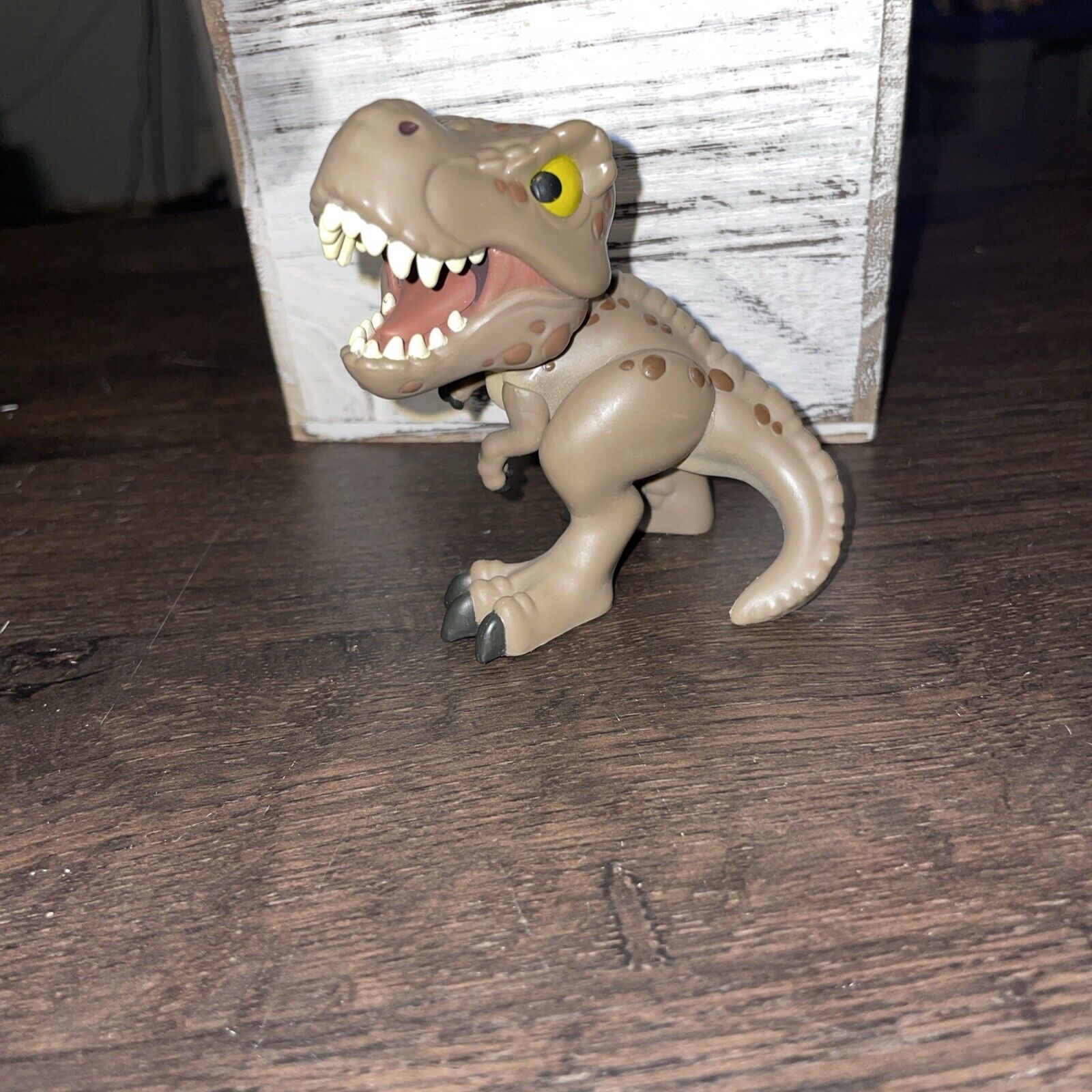 Funko Mystery Minis Jurassic World Dominion T-Rex Dinosaur Mini Figure