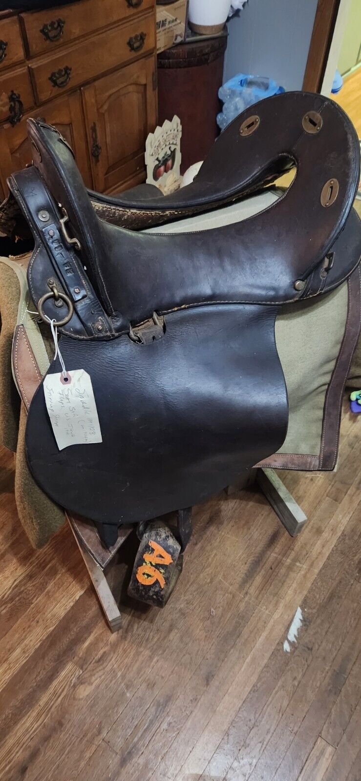 US Cavalry McClellan Saddle M1928 With Flaps And Wooden Stirrups