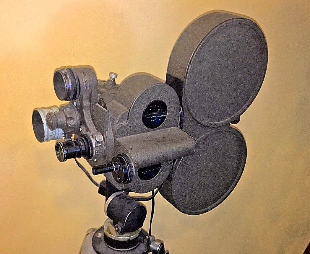 Bell & Howell 35mm  Eyemo Spyder Turret Cine Camera. Military Surplus Clean
