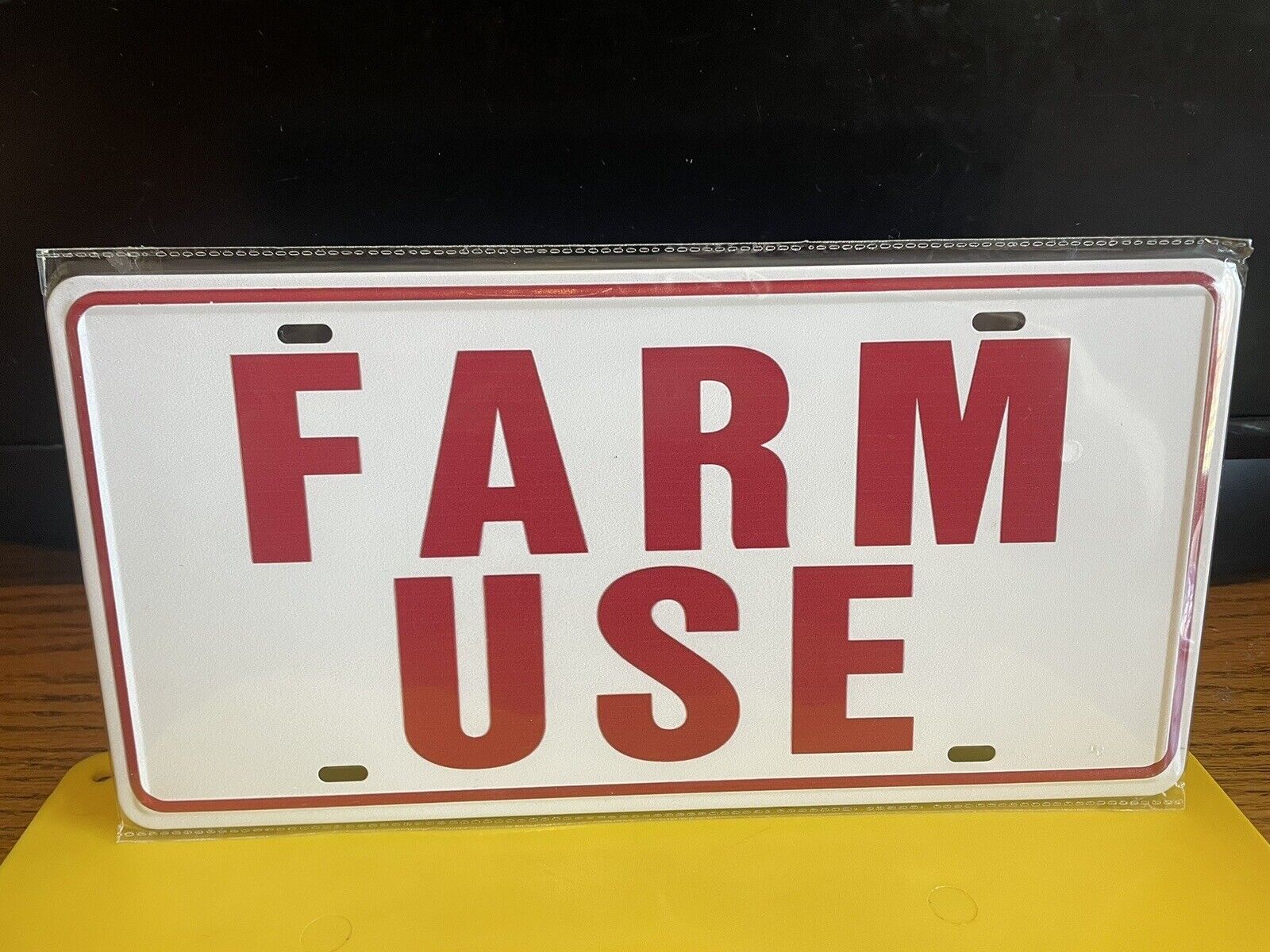 FARM USE UNIVERSAL METAL LICENSE PLATE NEW IN PLASTIC FOR TRACTOR/TRUCK Made USA