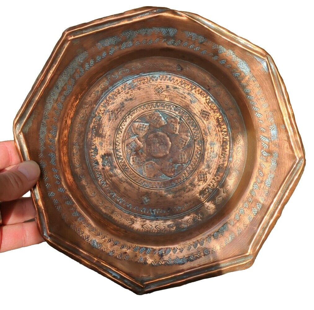 Antique Middle Eastern Octagonal hand hammered and Etched Copper Tray 8.5\