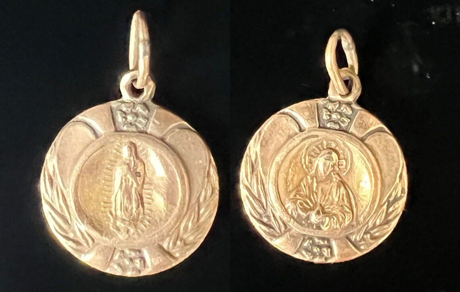 2gr Antique Solid 10k Gold Blessed Virgin Mary Repousse Medal Charm Pendant 1\
