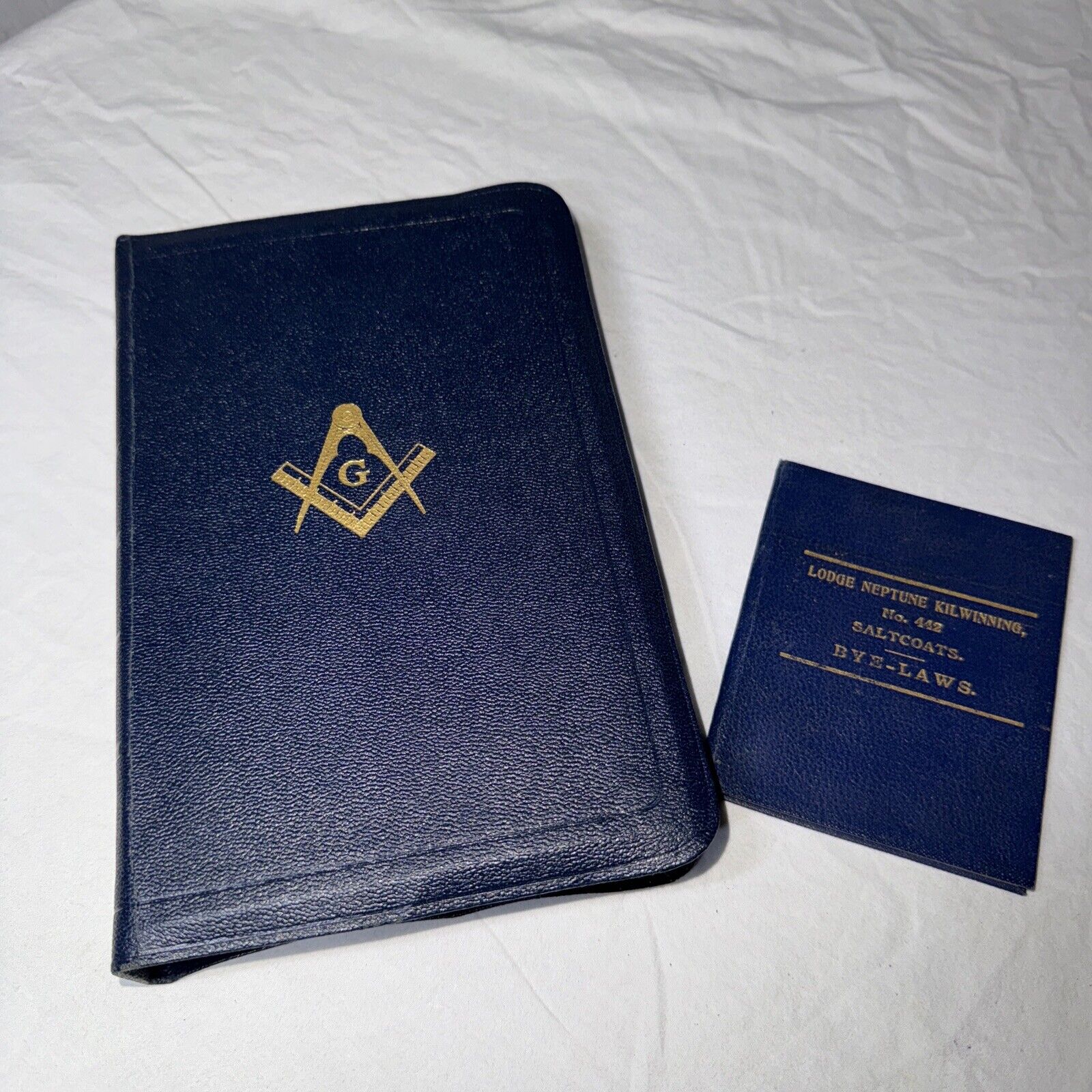 Masonic Bible And Bye Laws Lodge Neptune Kilwinning 442 Saltcoats Lot