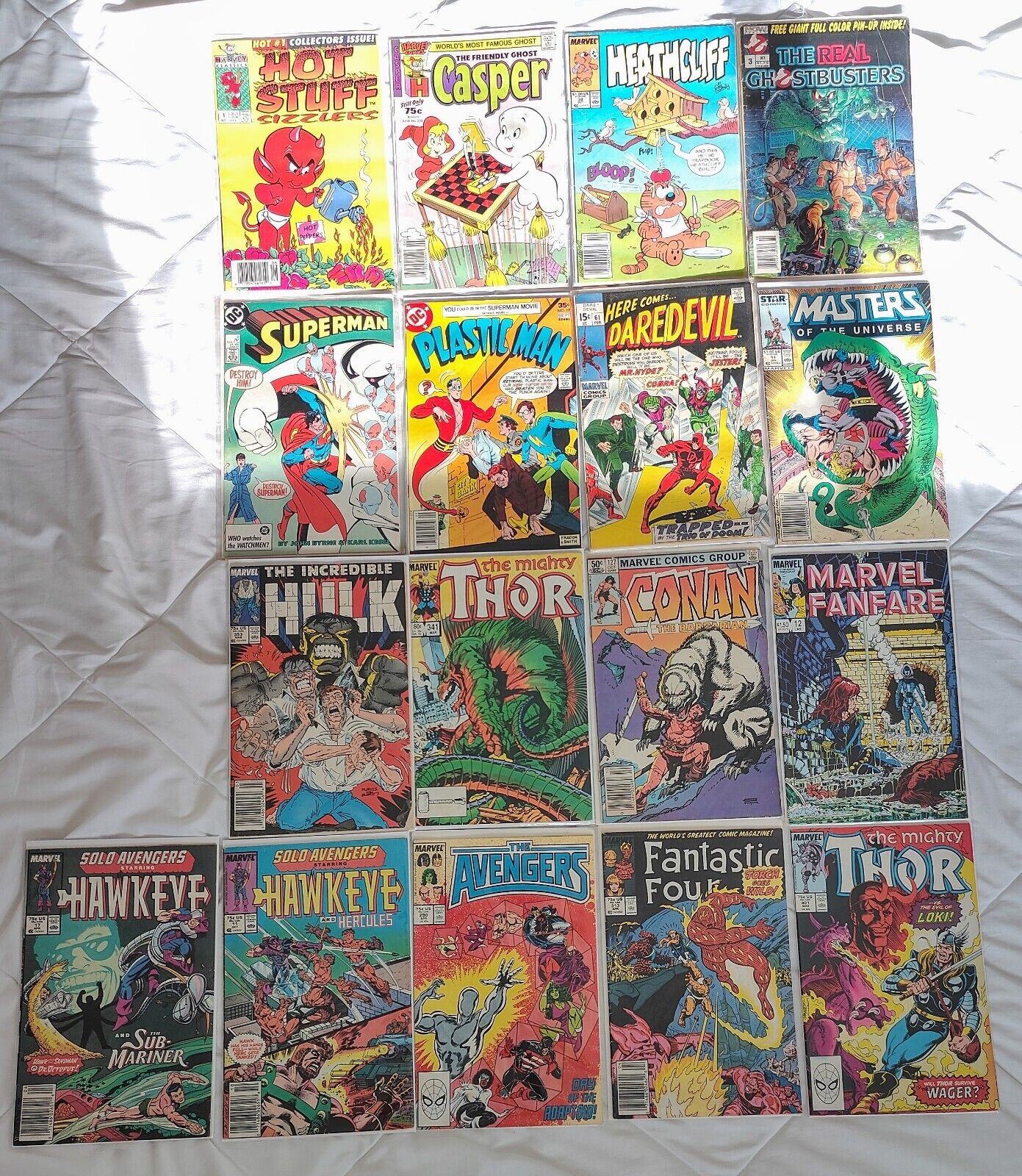Lot of 17 Vintage Comic Books (Carded and Sleeved) - Marvel, DC, Star, Harvey