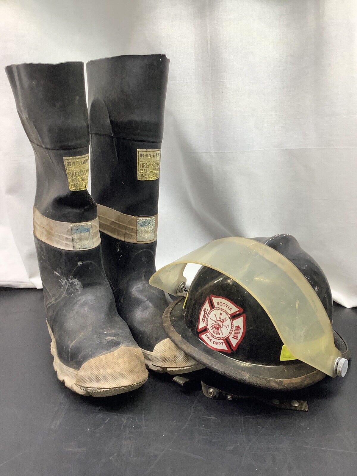 Vintage Cairns & Bros Firefighter Fireman  Helmet And Boots Scotia NY