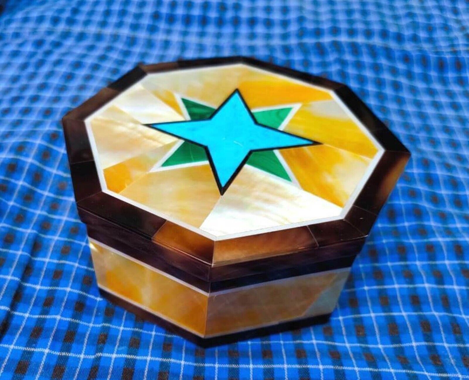 Antique Pattern Inlay Work Trinket Box with Royal Look Octagon Marble Ribbon Box