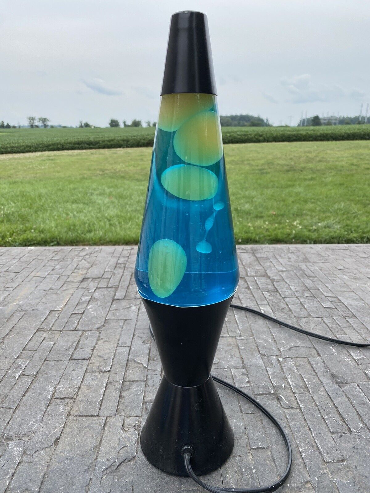 2003 Lava Lamp Blue Green Glitter Model 8000 & 16.5” H