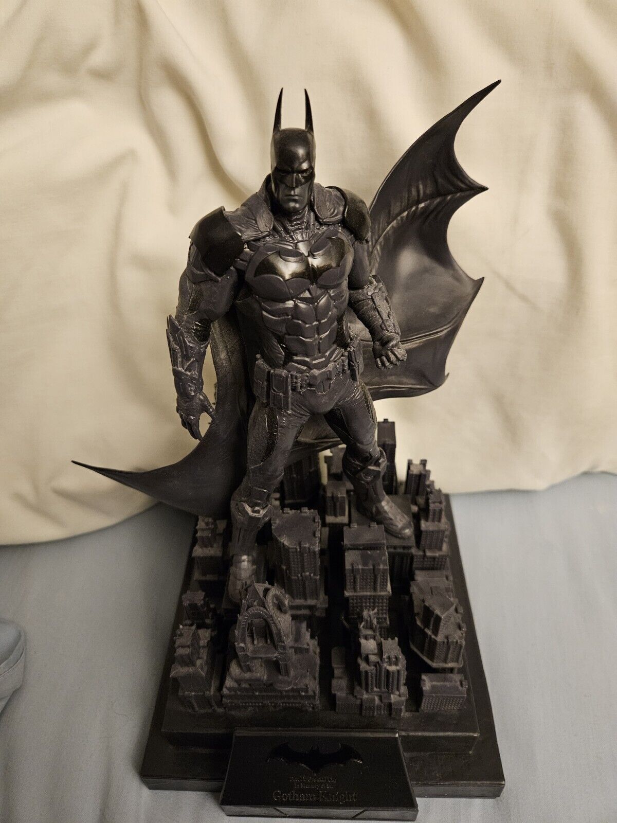 Batman Arkham Knight Collectors Edition Light-up Statue. STATUE ONLY