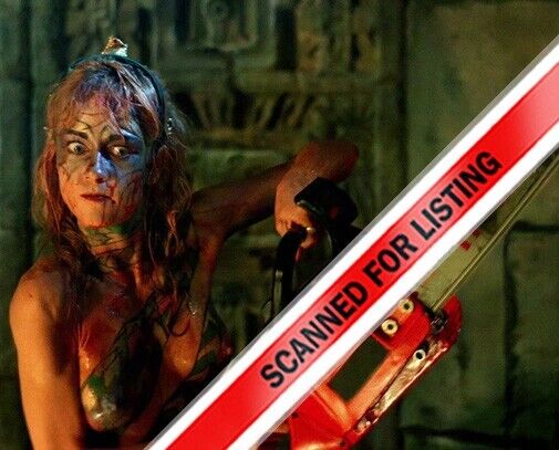 HOLLYWOOD CHAINSAW HOOKERS LINNEA QUIGLEY 8X10 PHOTO #2192