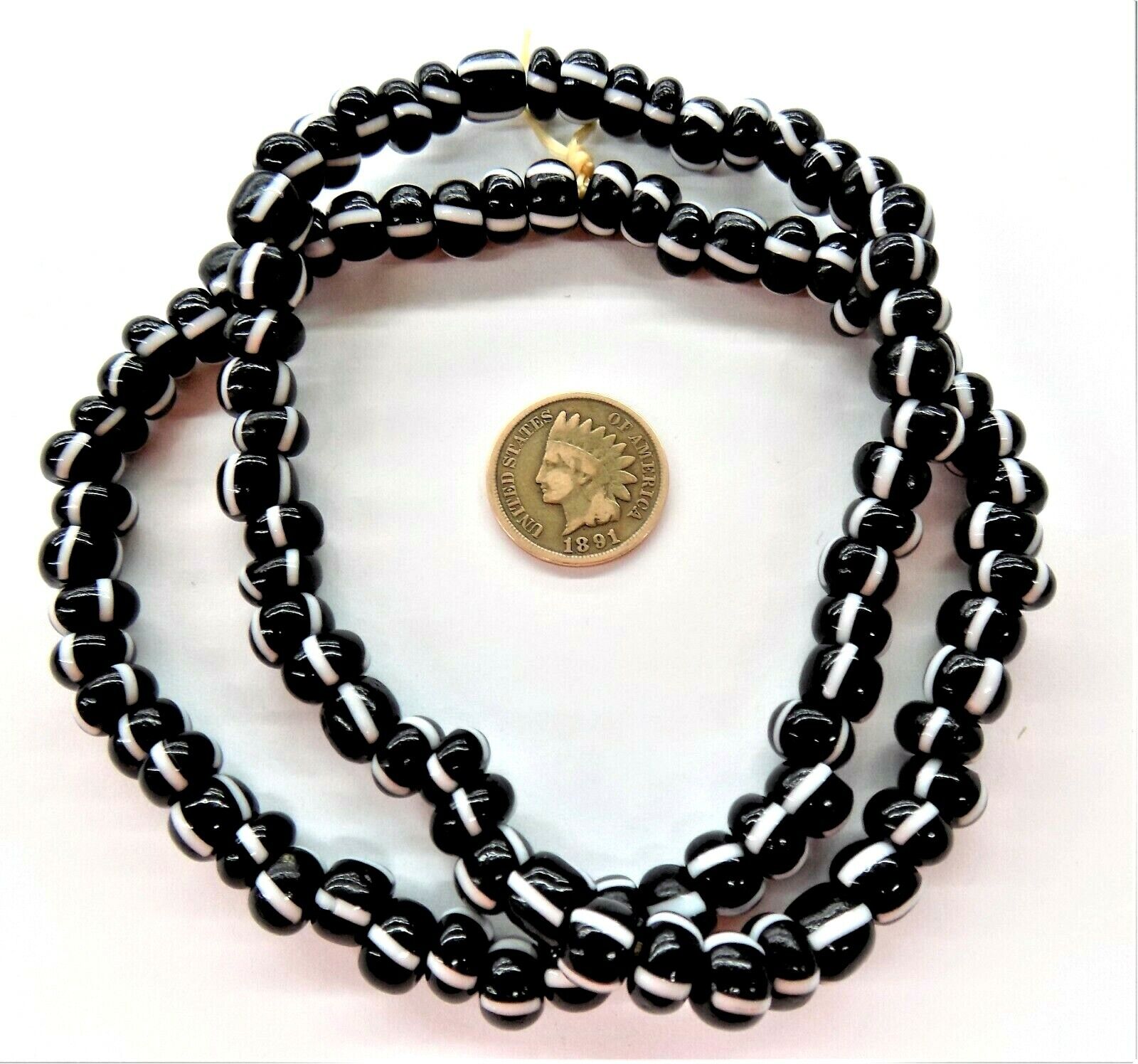 100 Old Striped Black Crow African Trade Beads 1700\'s Style T2830 READ 