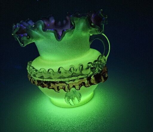 Antique  Victorian Stevens & Williams Cased Art Glass Vase, Uranium GLOW, 5.5\