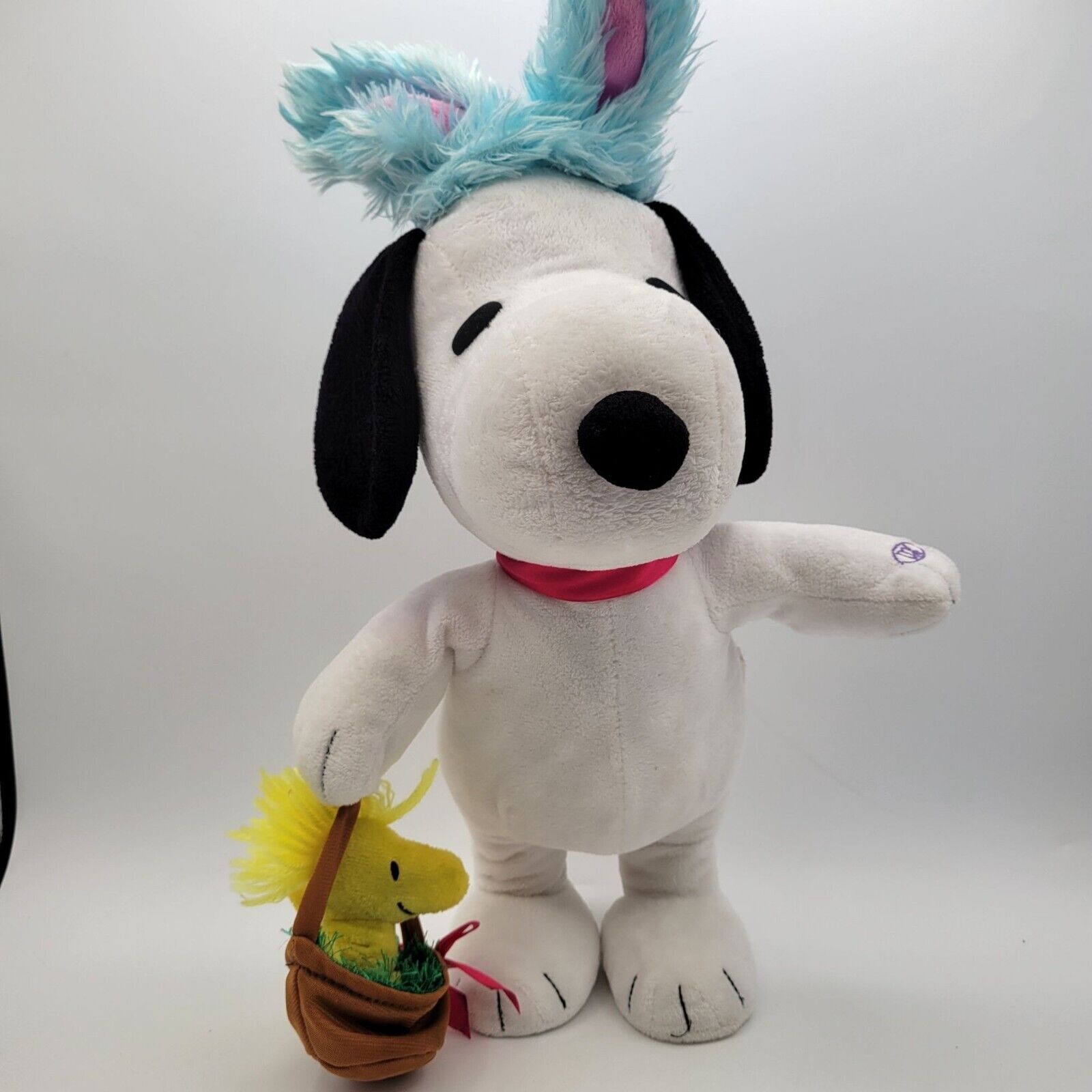 Gemmy Easter Snoopy Woodstock Dancing Side Stepper Song Bunny Plush WORKS