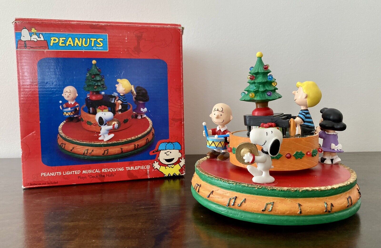 VTG Peanuts Christmas Musical Revolving Tablepiece Kurt Adler San Fran (VIDEO)