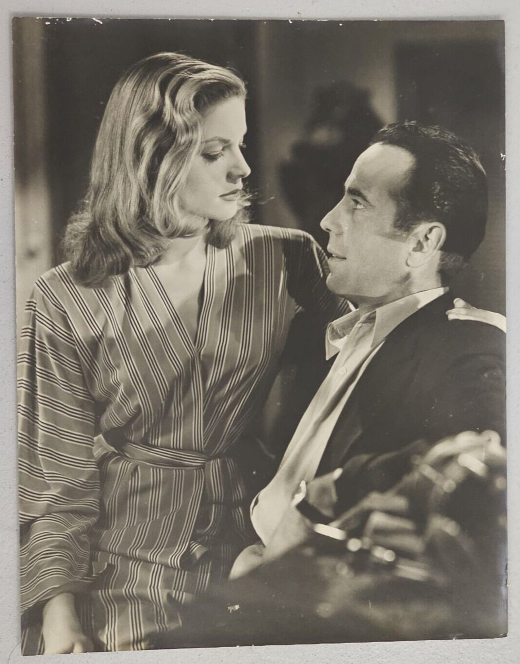 HOLLYWOOD 1944 HUMPHREY BOGART & LAUREN BACALL TO HAVE & HAVE NOT PHOTO Oversize
