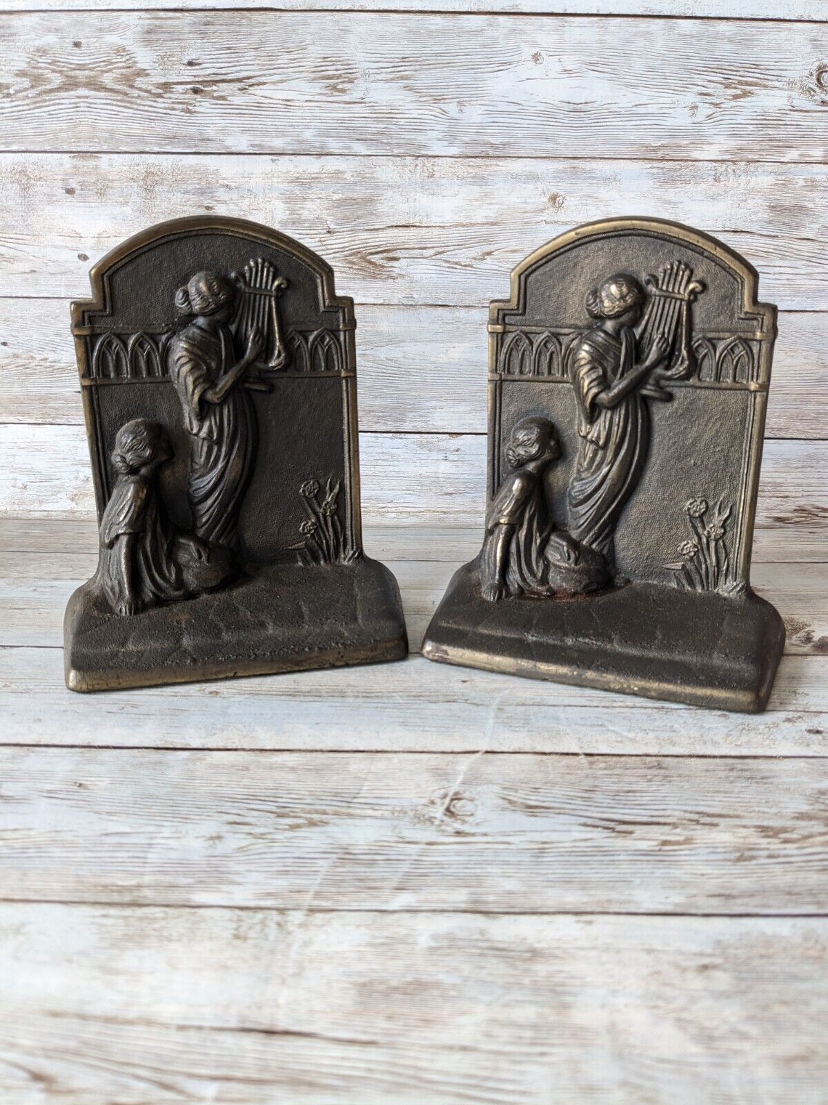 Vintage Hubley 328 Girl With Lyre Erato Goddess Muse Bookends Cast Iron Bronzed