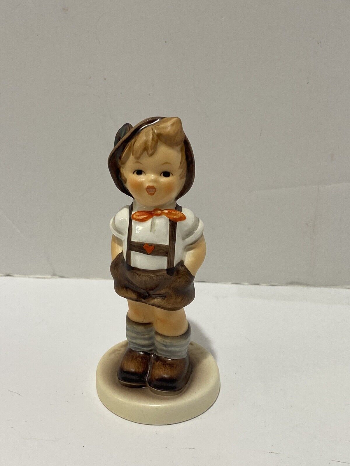 Hummel “for keeps” hand painted figurine #620, 3.5 in tall