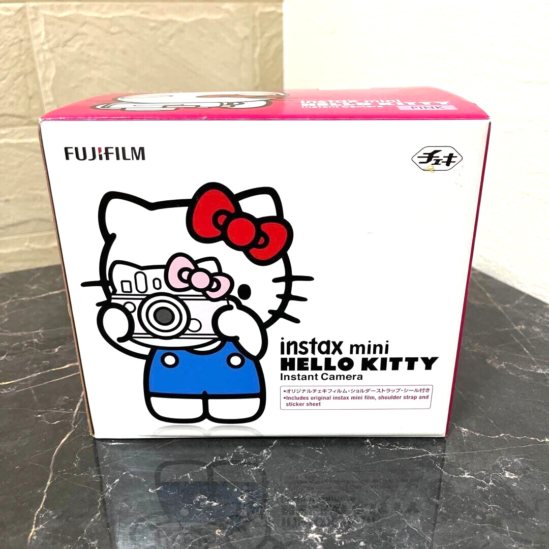 Hello Kitty FUJIFILM Fuji Cheki Pink Instax Mini Series Instant Camera Kit