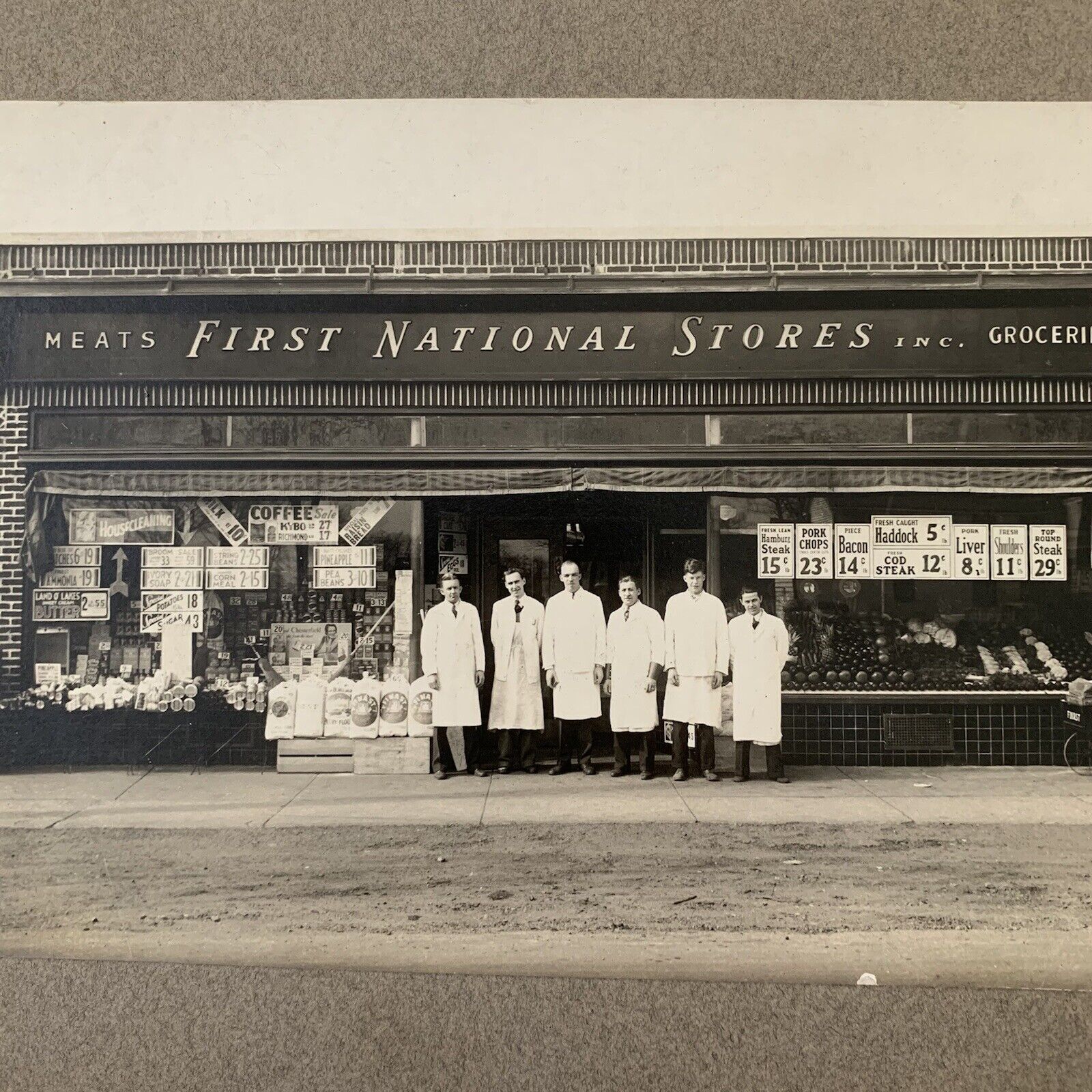 Antique Cabinet Card Photograph National Stores Grocery Street View Hartford CT