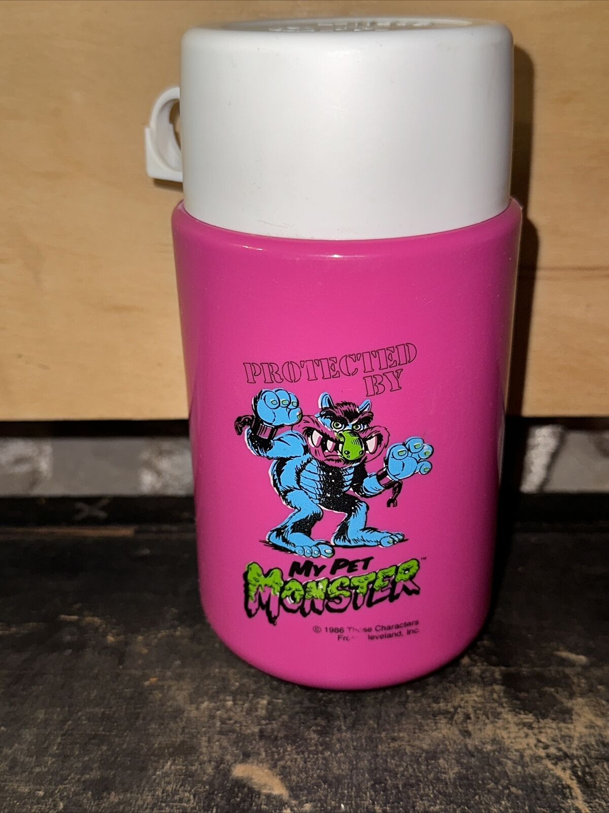 1986 My Pet Monster  Pink lunch Thermos vintage rare collectable decor 1980\'s