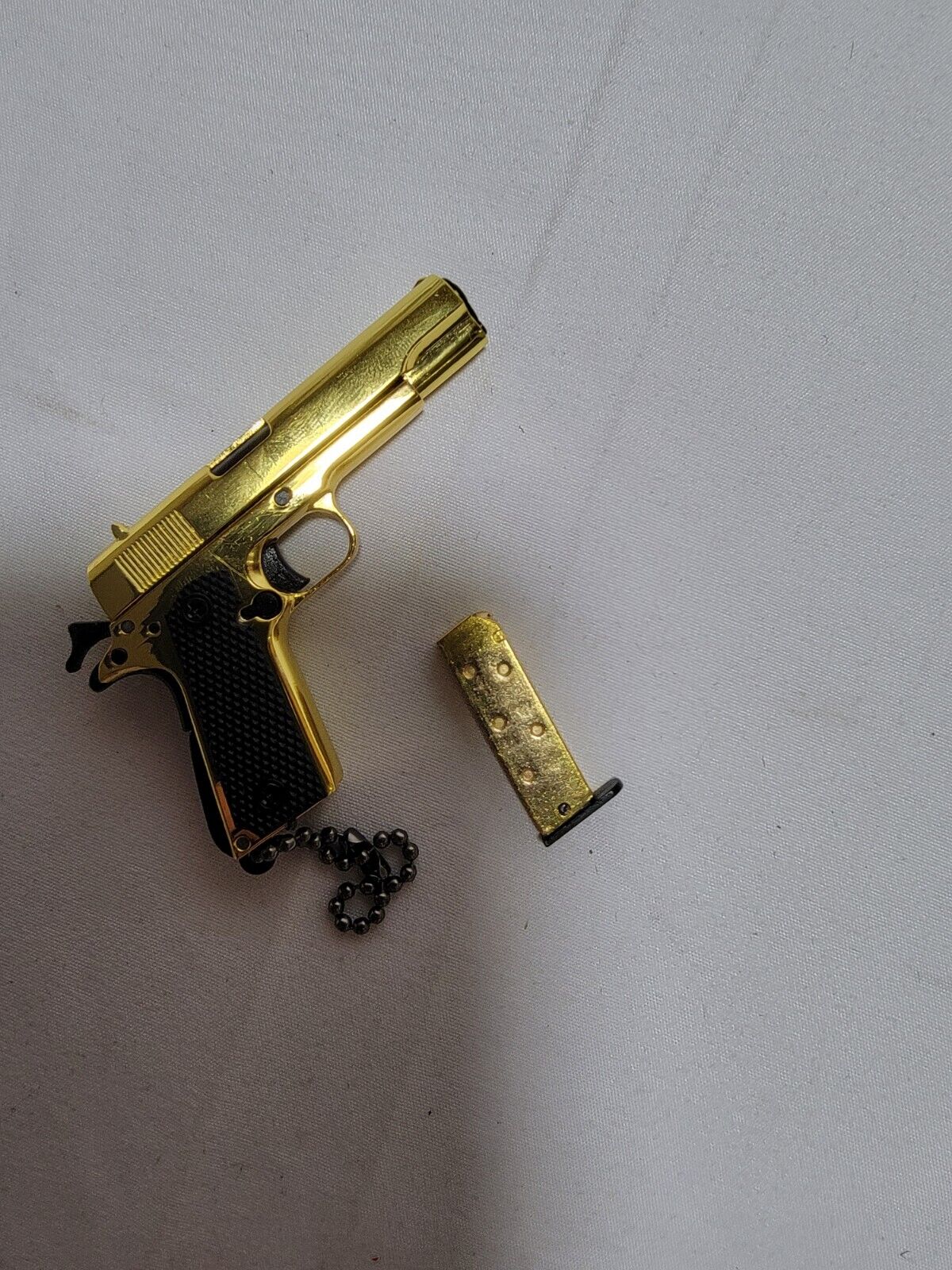 Heavy Movable Key Chain Gun Gold Colt 1911